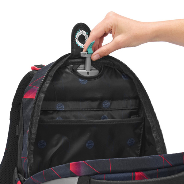 coocazoo-fc-bayern-schulrucksack-mate-stern-des-suedens-ansicht4