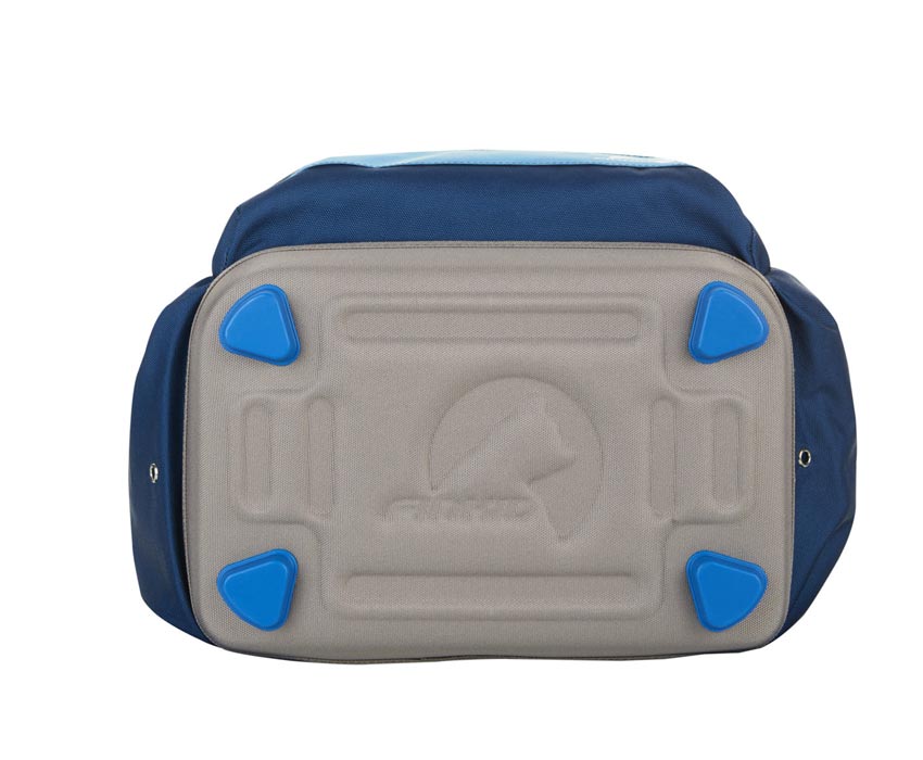 finkid-schulranzen-buddy-eko-sport-denim-dove-bodenplatte