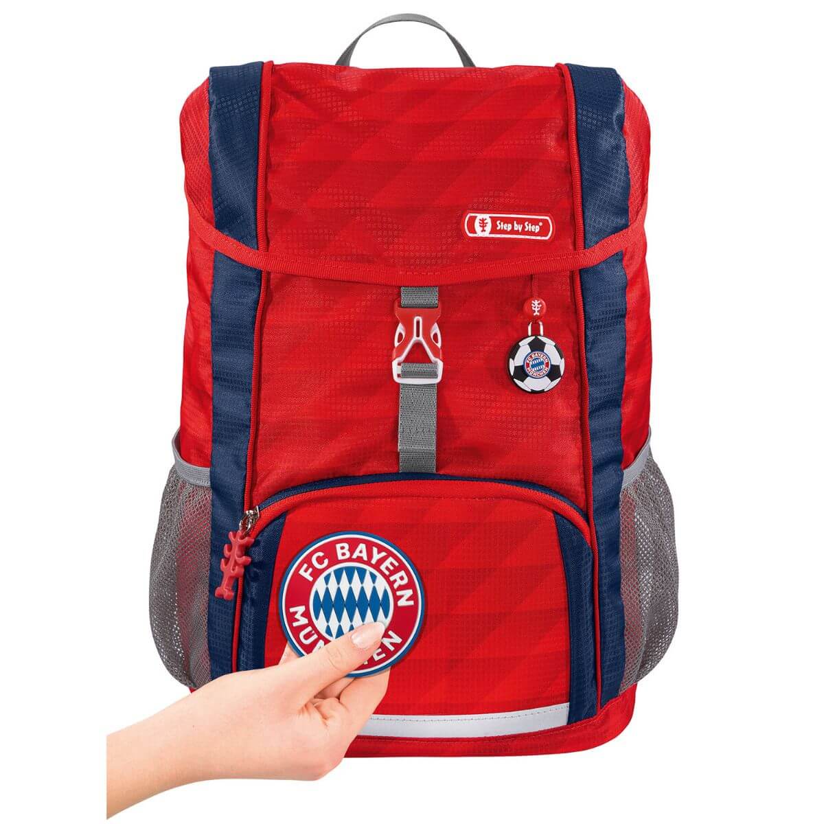 step-by-step-fc-bayern-kinderrucksack-bild1