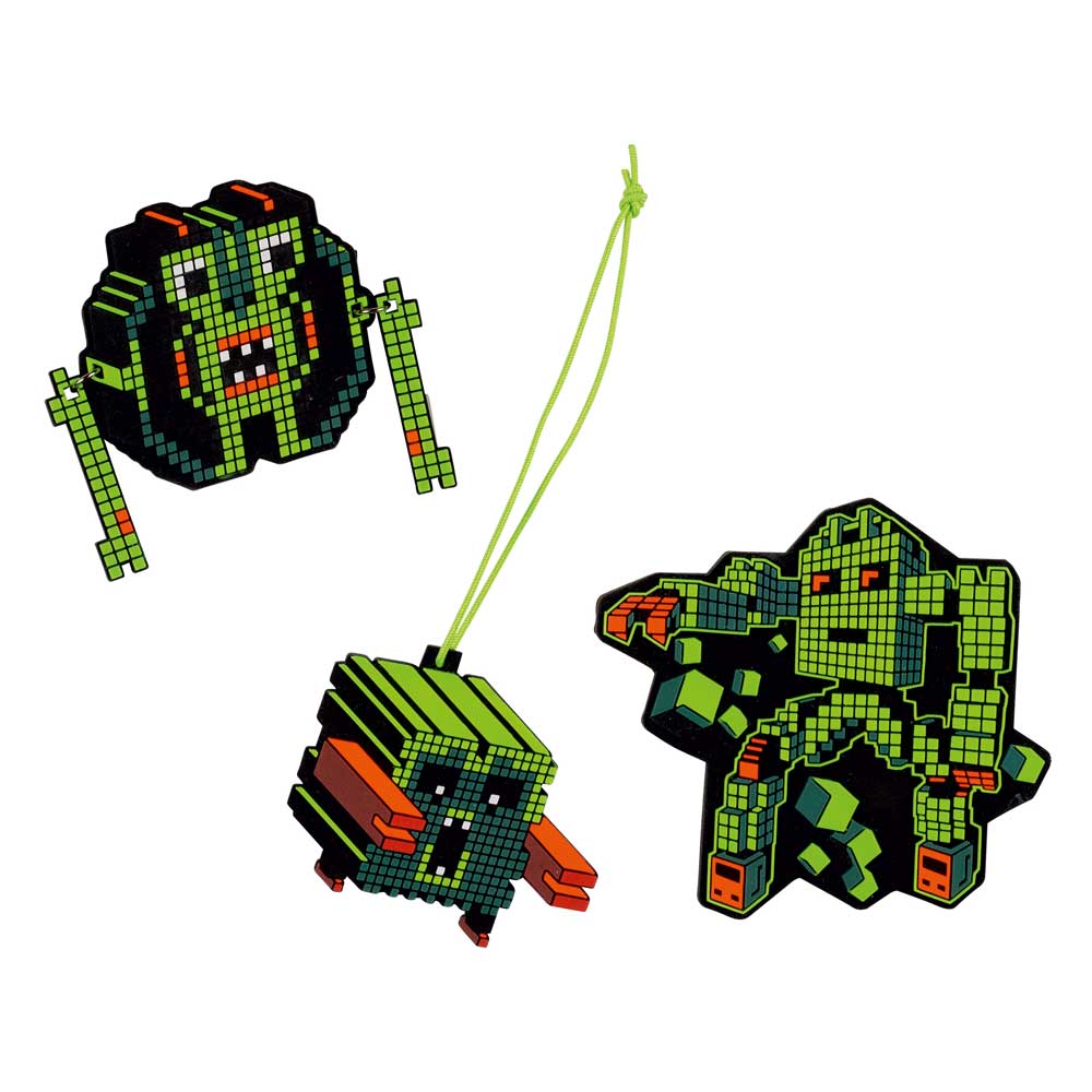 scout-funny-snaps-move-cubes