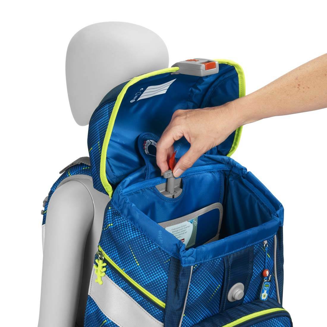 step-by-step-schulranzen-2in1-plus-hero-tom-easygrow